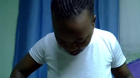 Snapshot of sexxybuttie chatting on 05.16.26 African Queen online show from 05.16.26