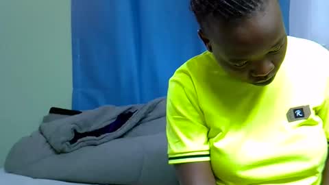 Snapshot of sexxybuttie chatting on 05.22.26 African Queen online show from 05.22.26