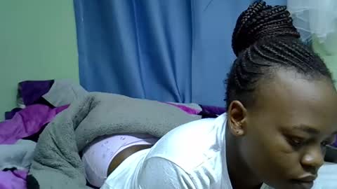 Snapshot of sexxybuttie chatting on 05.23.26 African Queen online show from 05.23.26