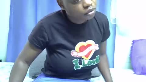 Snapshot of sexxybuttie chatting on 05.29.26 African Queen online show from 05.29.26