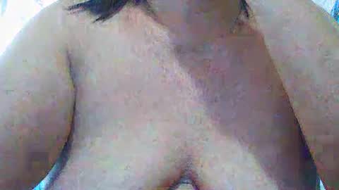 Snapshot of sexxyicee69 chatting on 03.08.25 misslovely j online show from 03.08.25