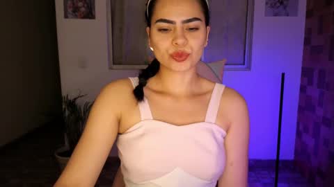  Angie   online show from 02.17.25