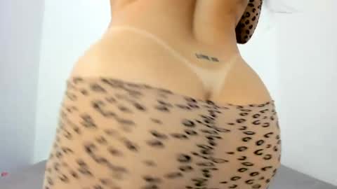 Snapshot of sexxylatincouple1 chatting on 05.26.26 sexxylatincouple1 online show from 05.26.26