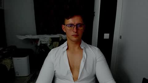 Sexxymuscles4U online show from 11.06.25