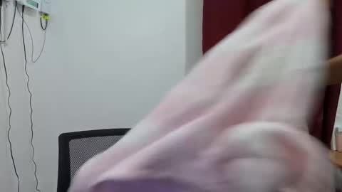 sexxyyesladyboyxxxx online show from 05.15.26