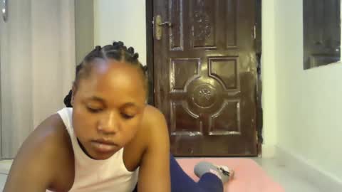 Snapshot of sexy_ariana_2 chatting on 01.24.25 Ariana online show from 01.24.25