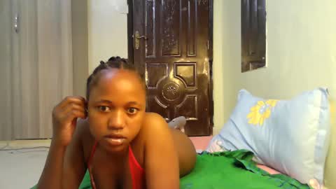 Snapshot of sexy_ariana_2 chatting on 01.30.25 Ariana online show from 01.30.25