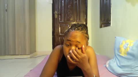 Snapshot of sexy_ariana_2 chatting on 02.06.25 Ariana online show from 02.06.25