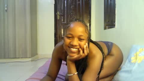 Snapshot of sexy_ariana_2 chatting on 02.07.25 Ariana online show from 02.07.25