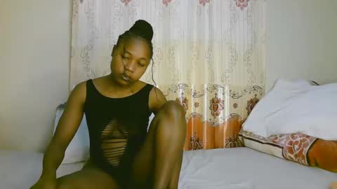 Snapshot of sexy_ariana_2 chatting on 02.22.25 Ariana online show from 02.22.25