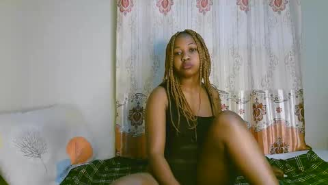 Snapshot of sexy_ariana_2 chatting on 09.14.25 Ariana online show from 09.14.25