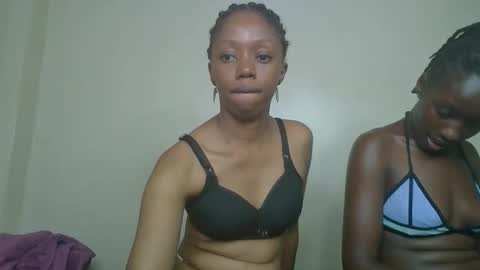 Snapshot of sexy_banny4 chatting on 01.15.26 sexy_banny4 online show from 01.15.26