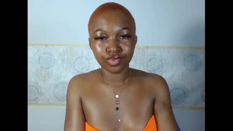 sexy_bluey247 online show from 09.26.25