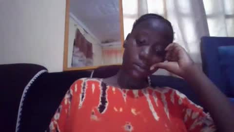 sexy_butty01 online show from 12.23.25