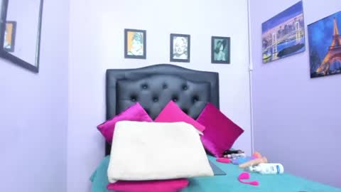 sexy_candy18x online show from 06.15.26