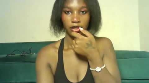 sexy_chocoy05 online show from 11.17.25