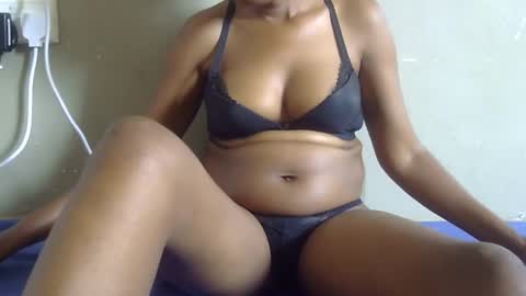 Snapshot of sexy_claude96 chatting on 01.26.25 sexy_claude96 online show from 01.26.25