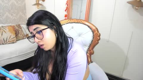 Snapshot of sexy_cristall chatting on 01.25.25 C R I S T A L online show from 01.25.25
