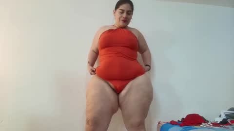 Snapshot of sexy_curvi chatting on 12.23.24 karla           instagram  online show from 12.23.24