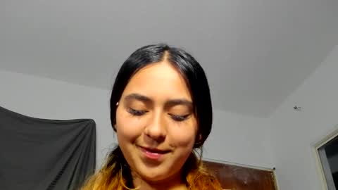 Antonella online show from 12.13.24