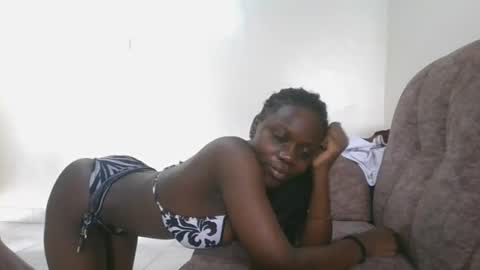 Snapshot of sexy_ivana21 chatting on 06.19.26 sexy_ivana21 online show from 06.19.26