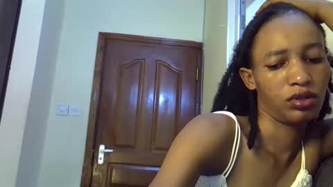 Snapshot of sexy_janny chatting on 12.02.25 Janny online show from 12.02.25