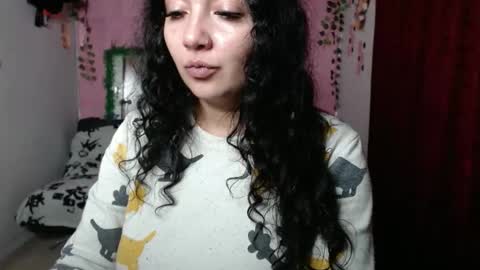 sexy lolas online show from 02.25.25