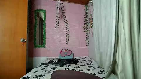 sexy lolas online show from 01.15.26