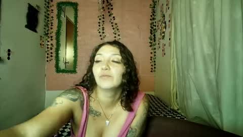sexy lolas online show from 04.28.26