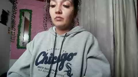 sexy lolas online show from 06.22.26