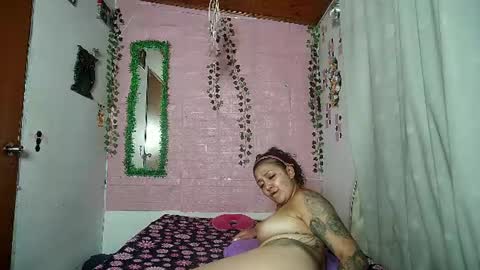 sexy lolas online show from 06.25.26