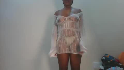 sexy_lyna online show from 01.06.26