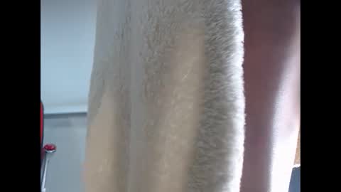 Snapshot of sexy_mature_hot01 chatting on 09.20.25 MARIPOSA online show from 09.20.25