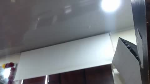 Snapshot of sexy_mature_hot01 chatting on 11.10.25 MARIPOSA online show from 11.10.25