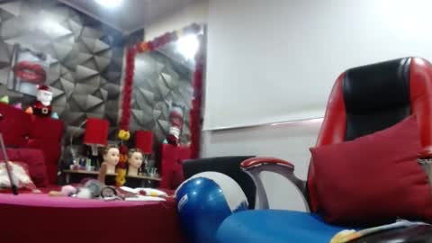 Snapshot of sexy_mature_hot01 chatting on 11.14.25 MARIPOSA online show from 11.14.25