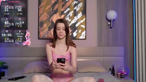 Alison online show from 11.13.25