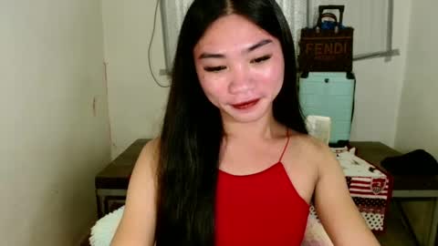 Snapshot of sexy_mikaxoxo chatting on 02.08.25 mika online show from 02.08.25