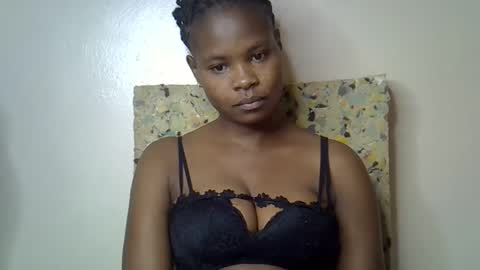 Molyne online show from 04.29.26