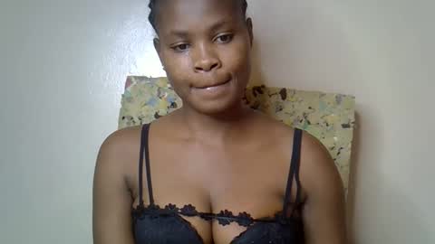 Molyne online show from 04.30.26