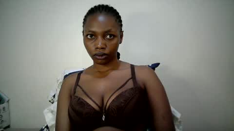 Snapshot of sexy_muna2 chatting on 06.13.26 sexy_muna2 online show from 06.13.26