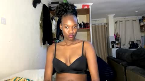 Nyla online show from 07.18.26