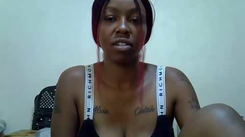 Snapshot of sexy_quinter chatting on 04.05.26 Quinter online show from 04.05.26