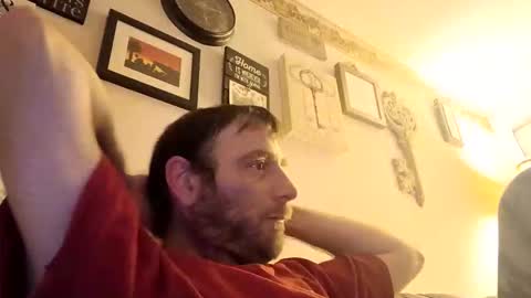 Snapshot of sexy_richy chatting on 12.05.25 RICHY online show from 12.05.25