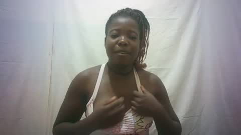 Snapshot of sexy_sandrah chatting on 03.11.25 sexy_sandrah online show from 03.11.25