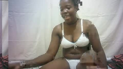 Snapshot of sexy_sandrah chatting on 03.11.25 sexy_sandrah online show from 03.11.25