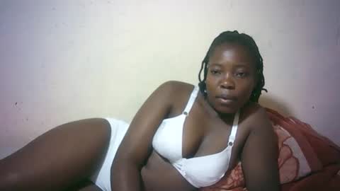 Snapshot of sexy_sandrah chatting on 10.06.25 sexy_sandrah online show from 10.06.25