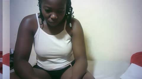 Snapshot of sexy_sandrah chatting on 11.12.25 sexy_sandrah online show from 11.12.25