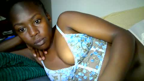 sexy_skyllah online show from 07.19.26