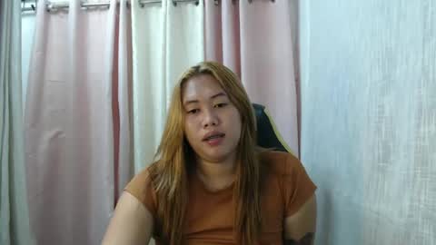 Snapshot of sexy_sofie02 chatting on 06.12.26 SOFIE The woman who lives in the province online show from 06.12.26