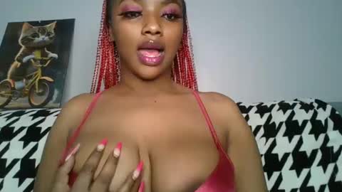 Snapshot of sexy_sweetcandy chatting on 02.15.25 sexy sweetcandy online show from 02.15.25